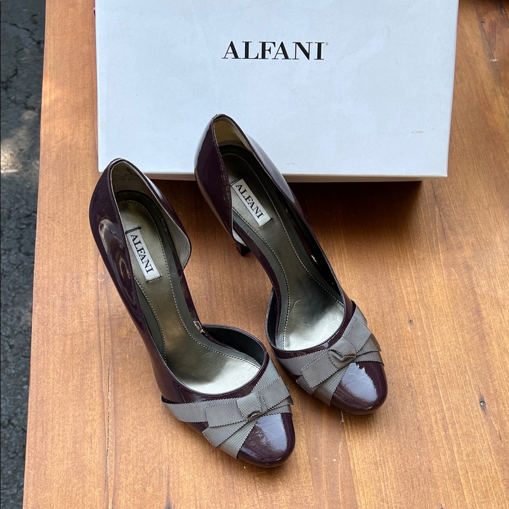 Alfani Women's Chic Purple and Gray Heels